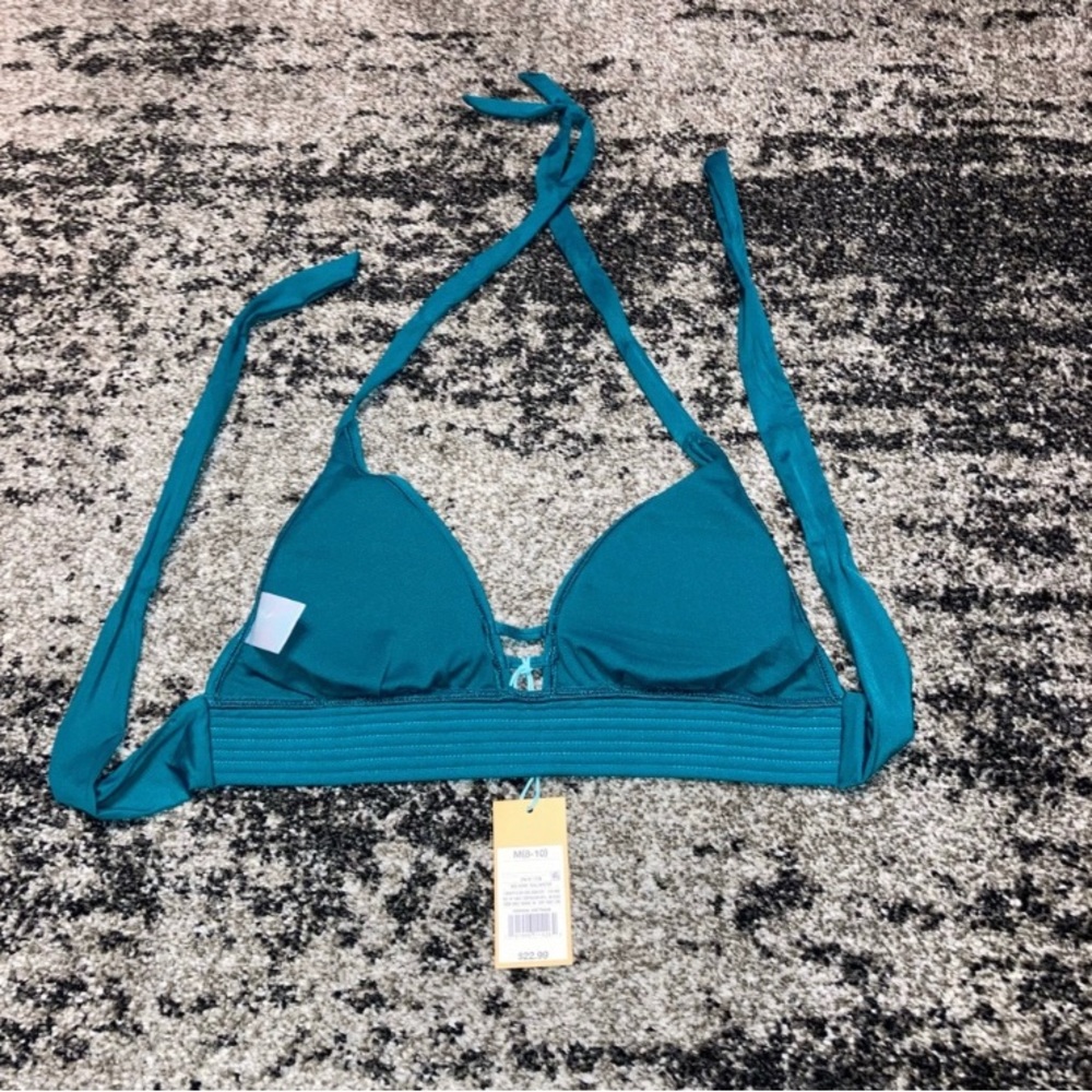 Women’s swimming suit! Size M!!
